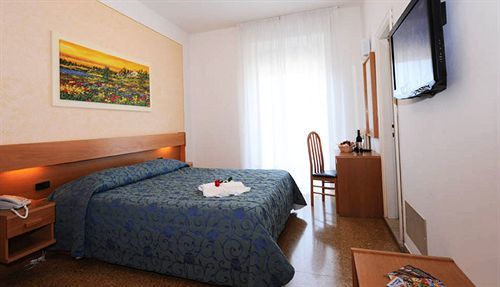 ברדולינו Hotel Marina מראה חיצוני תמונה